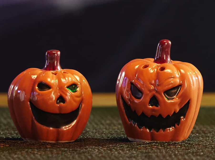 Salt & Pepper Shaker - Jack O' Lantern
