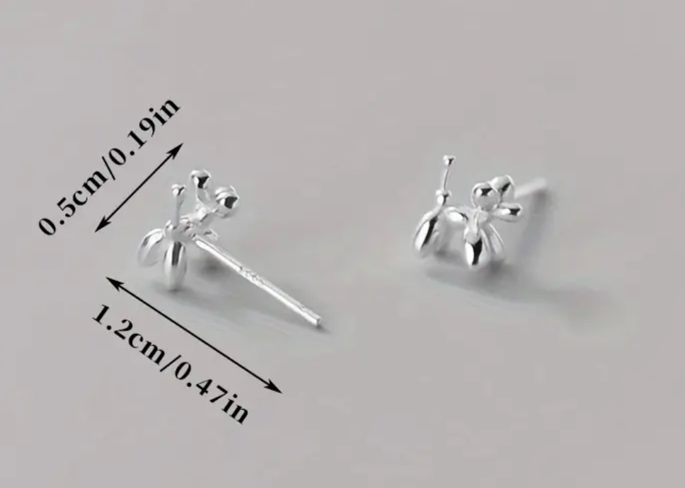 Balloon Dog Studs - Silver