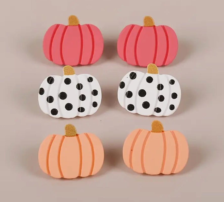 Pumpkin Studs - Peach