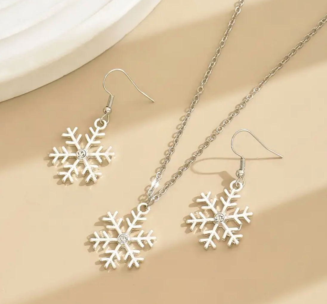 Silver Snowflake Jewelry Set
