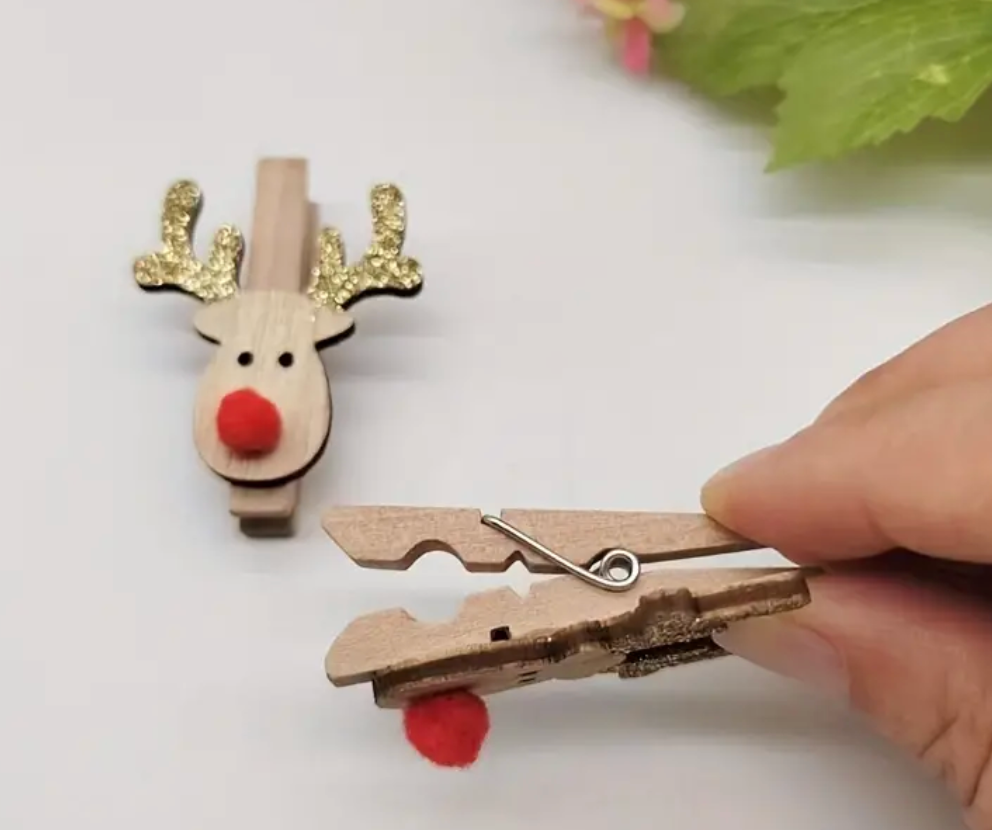 GG Rudolph Gift Clips 4pc
