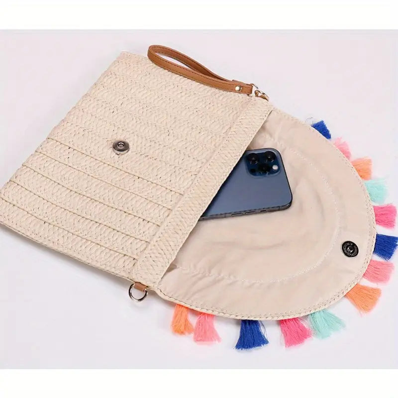 Rattan Clutch
